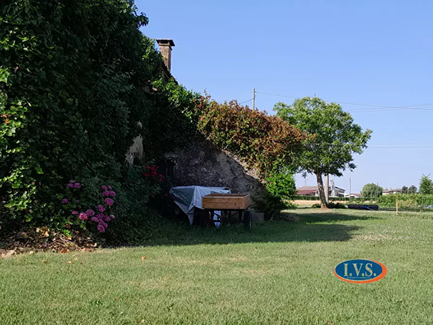 Immagine 50 di Rustico / casale in vendita  in Via Fontanelle n.59 a Montegaldella
