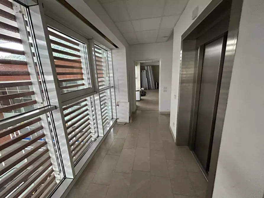 Immagine 6 di Ufficio in vendita  a Sarezzo