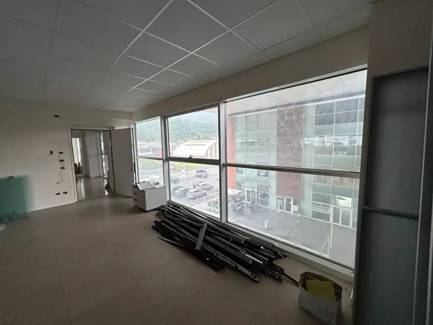 Immagine 12 di Ufficio in vendita  a Sarezzo