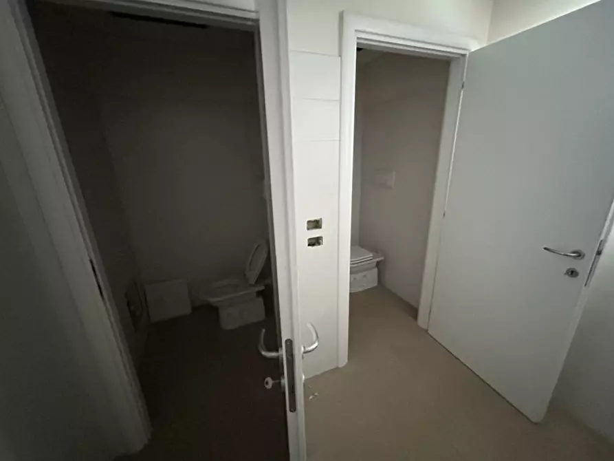 Immagine 16 di Ufficio in vendita  a Sarezzo