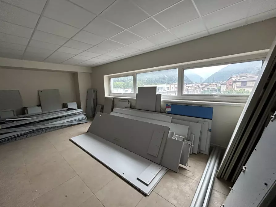 Immagine 18 di Ufficio in vendita  a Sarezzo