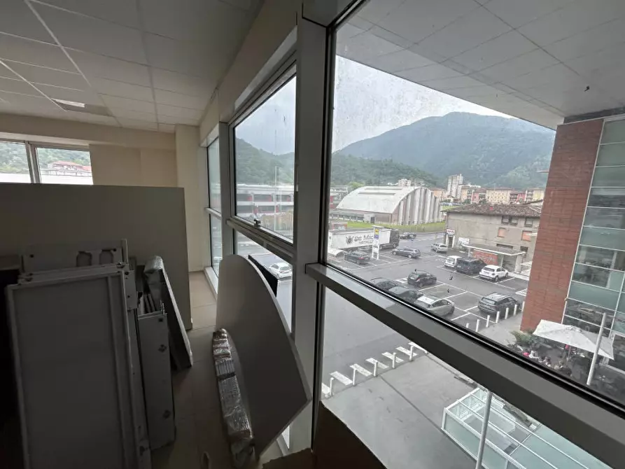 Immagine 22 di Ufficio in vendita  a Sarezzo