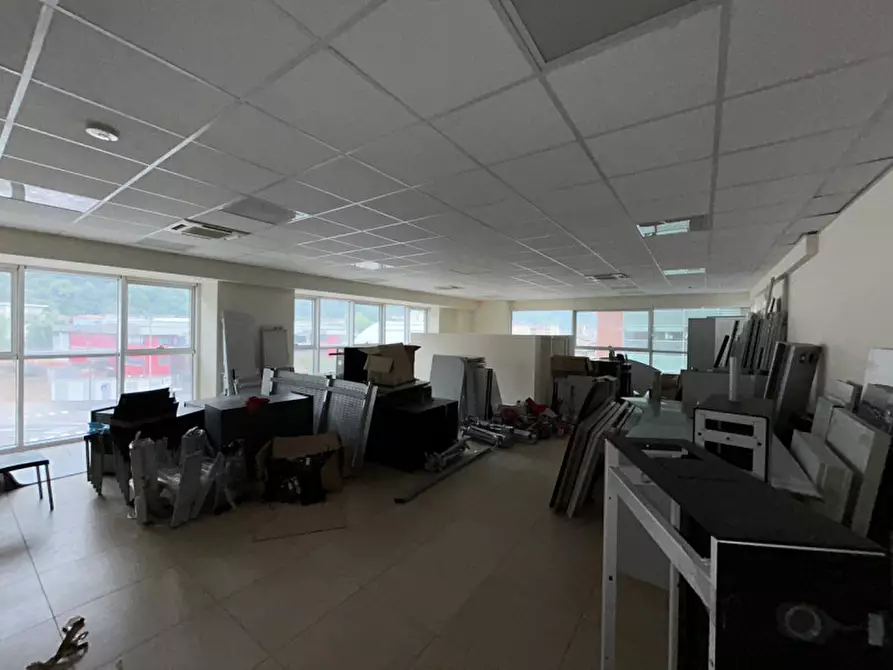 Immagine 34 di Ufficio in vendita  a Sarezzo