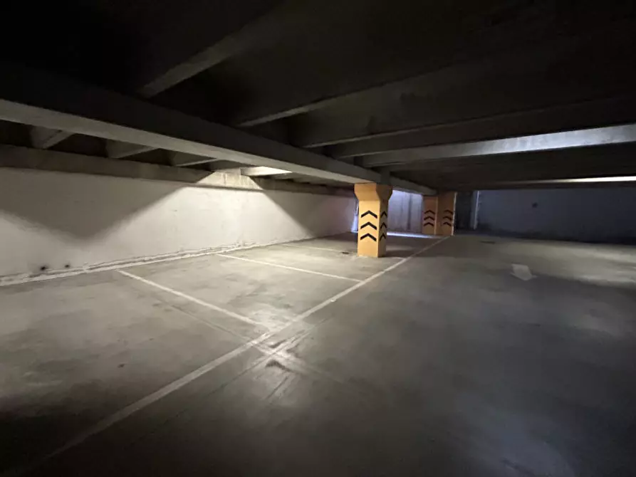 Immagine 39 di Ufficio in vendita  a Sarezzo