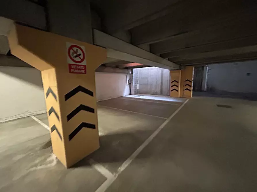 Immagine 40 di Ufficio in vendita  a Sarezzo