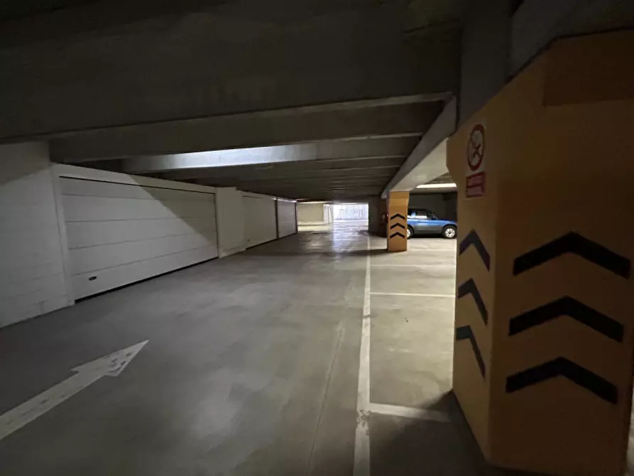 Immagine 44 di Ufficio in vendita  a Sarezzo