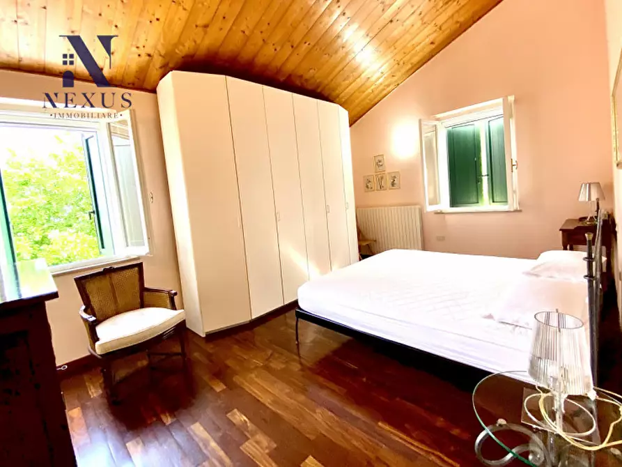 Immagine 39 di Villa in vendita  a Colli Al Metauro