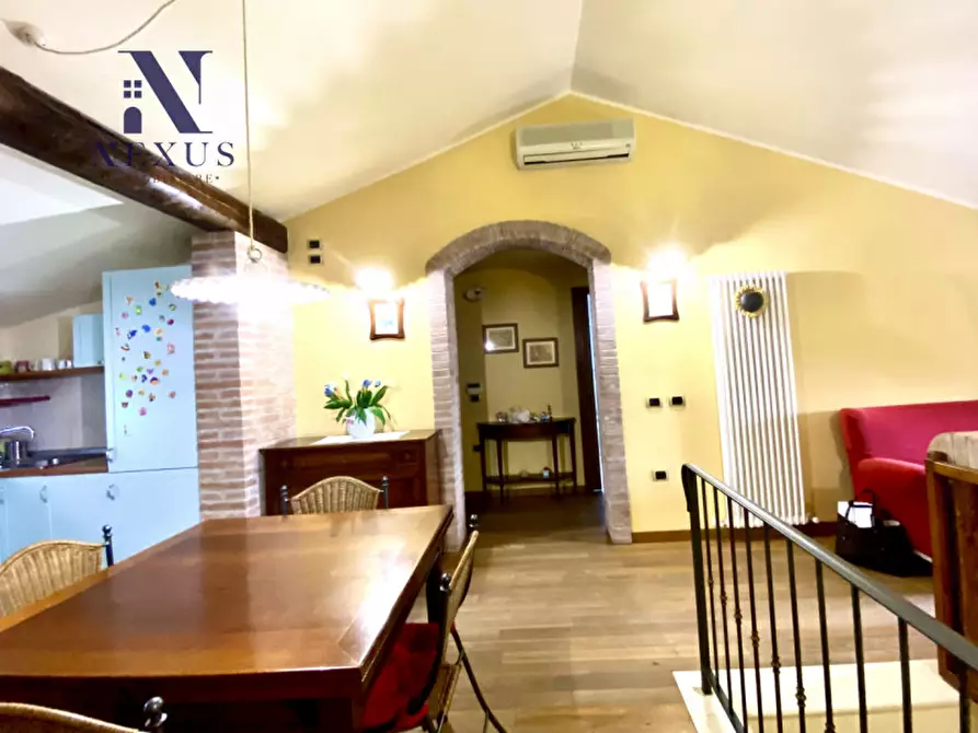 Immagine 63 di Villa in vendita  a Colli Al Metauro