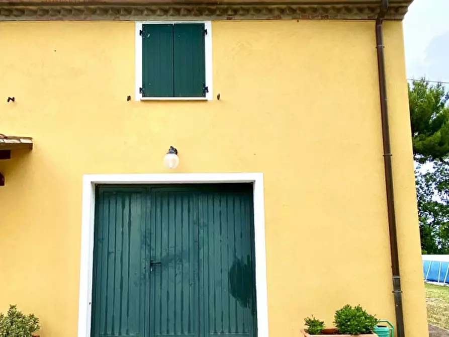 Immagine 76 di Villa in vendita  a Colli Al Metauro