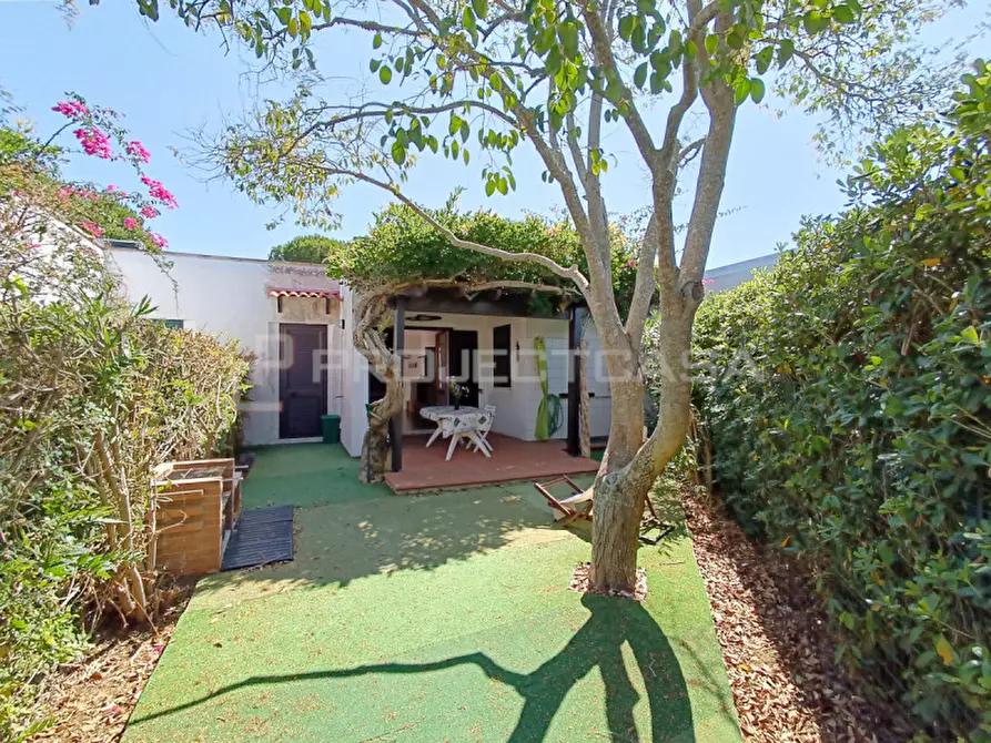 Immagine 1 di Appartamento in vendita  in Strada provinciale 358 santa cesarea - castro a Santa Cesarea Terme