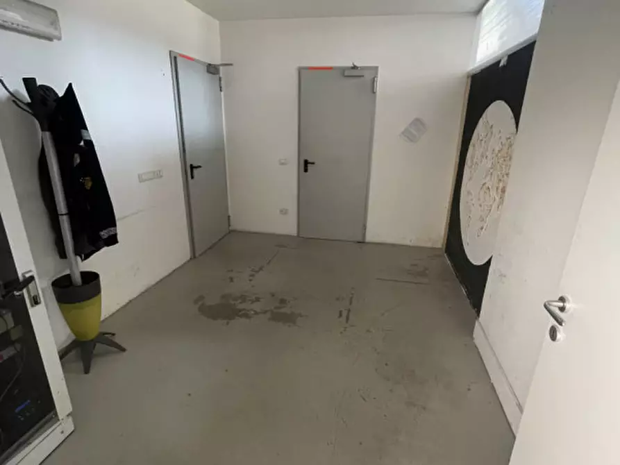 Immagine 4 di Capannone industriale in affitto  in Via Thomas Edison a Cadoneghe