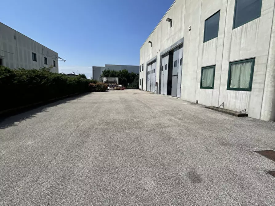 Immagine 5 di Capannone industriale in affitto  in Via Thomas Edison a Cadoneghe