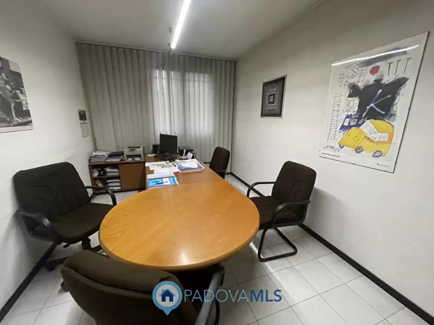 Immagine 3 di Capannone industriale in vendita  in Via Visco a Limena