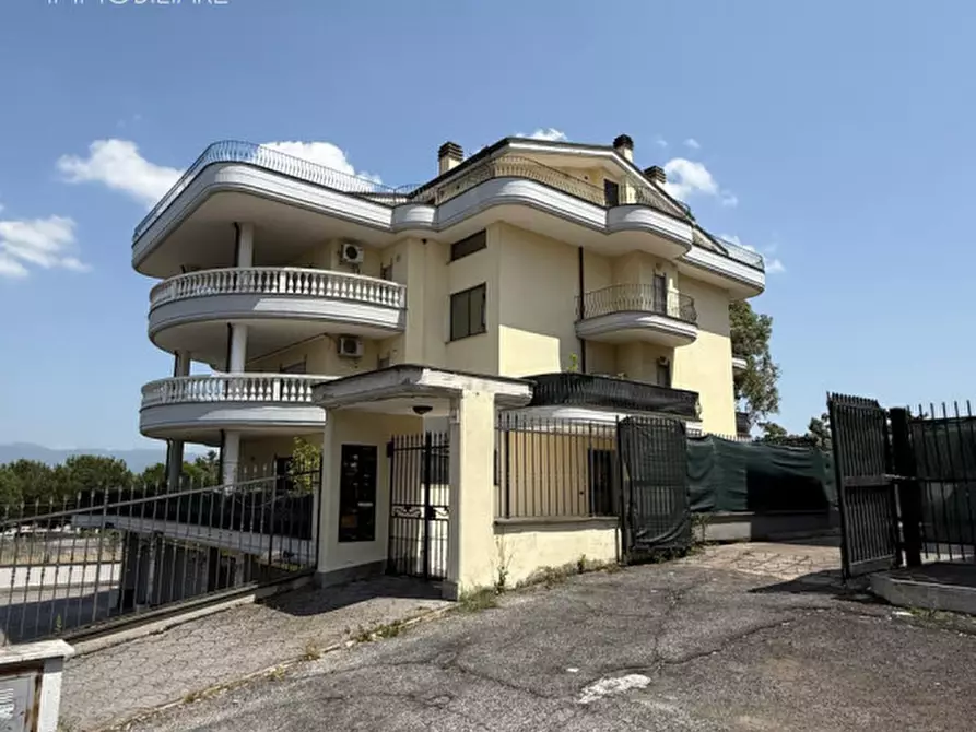 Immagine 21 di Appartamento in affitto  in Via Casilina 1932 a Roma