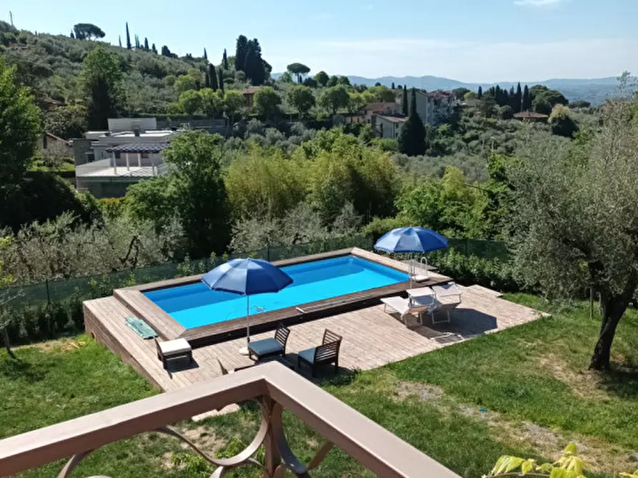 Immagine 4 di Villa in vendita  in via  di San Romano a Firenze