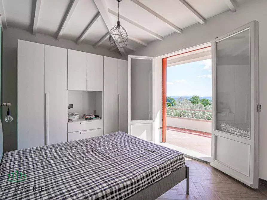 Immagine 17 di Villa in vendita  in via  di San Romano a Firenze