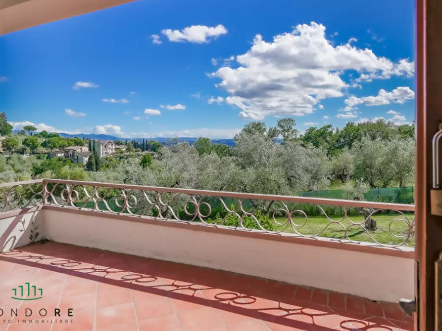 Immagine 22 di Villa in vendita  in via  di San Romano a Firenze