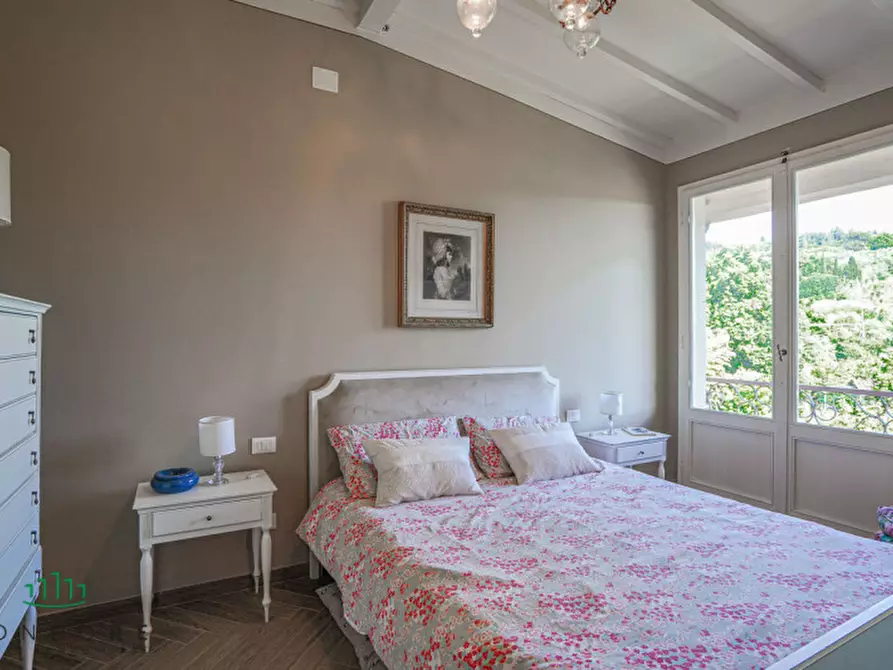 Immagine 24 di Villa in vendita  in via  di San Romano a Firenze