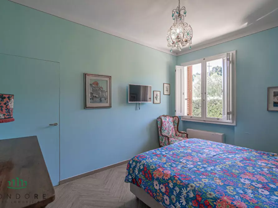 Immagine 29 di Villa in vendita  in via  di San Romano a Firenze