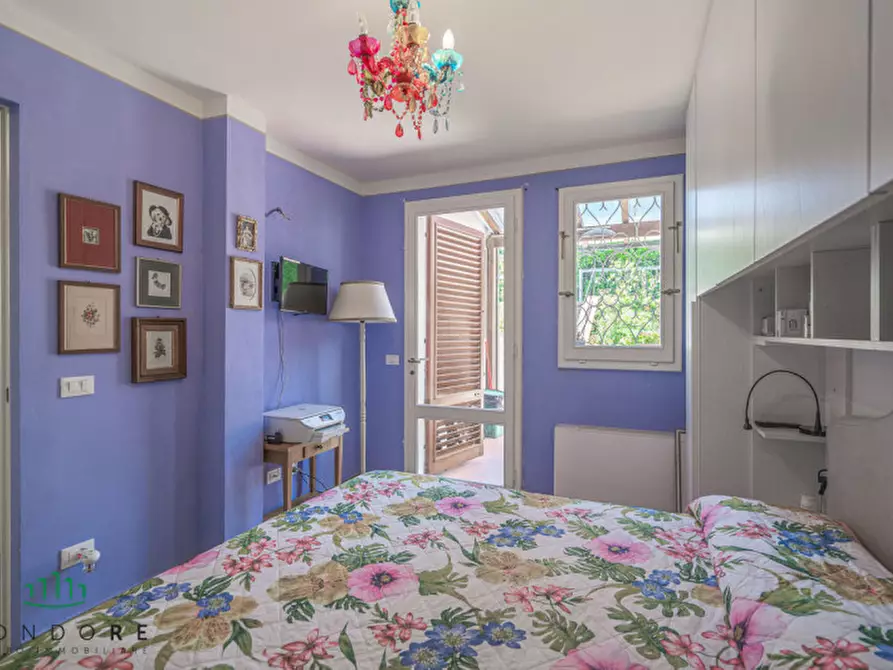 Immagine 36 di Villa in vendita  in via  di San Romano a Firenze