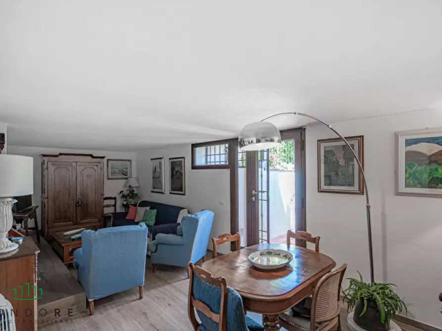 Immagine 46 di Villa in vendita  in via  di San Romano a Firenze
