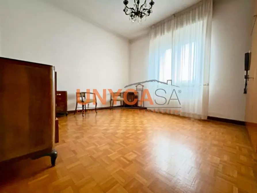 Immagine 9 di Appartamento in vendita  in Via Dolomiti a Verona