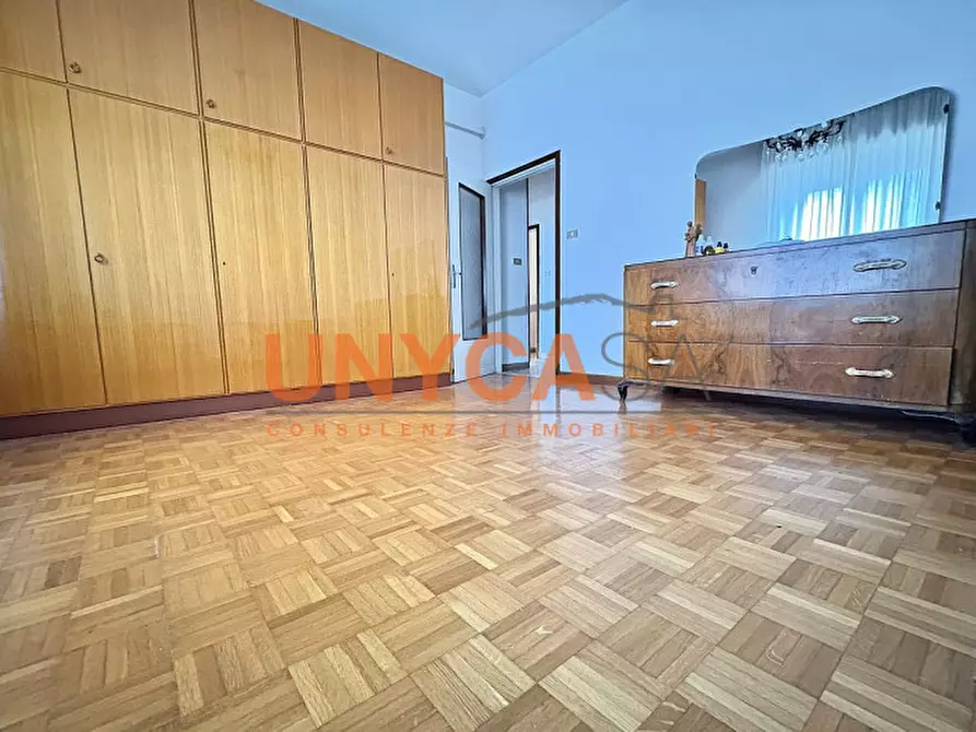 Immagine 13 di Appartamento in vendita  in Via Dolomiti a Verona