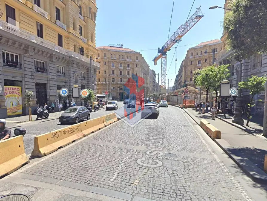Immagine 1 di Appartamento in vendita  in CORSO UMBERTO a Napoli