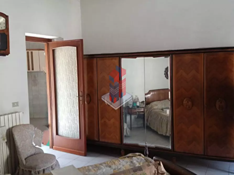 Immagine 10 di Appartamento in vendita  in CORSO UMBERTO a Napoli