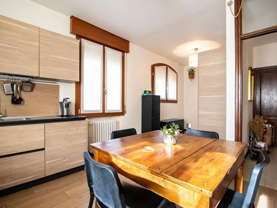 Immagine 7 di Casa bifamiliare in vendita  in via Pertica a Padova