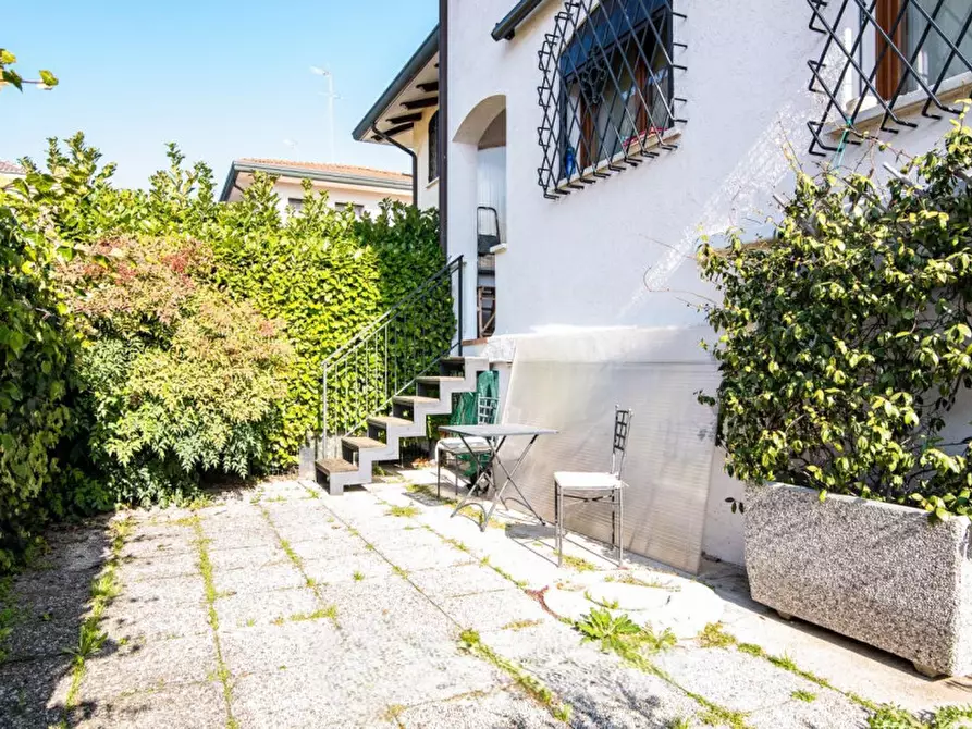 Immagine 20 di Casa bifamiliare in vendita  in via Pertica a Padova