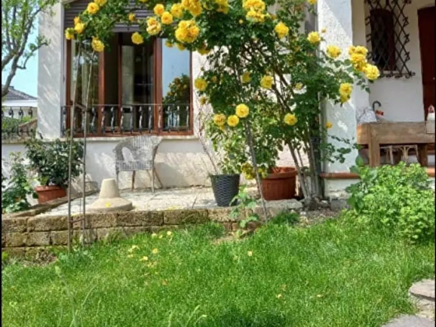 Immagine 21 di Casa bifamiliare in vendita  in via Pertica a Padova