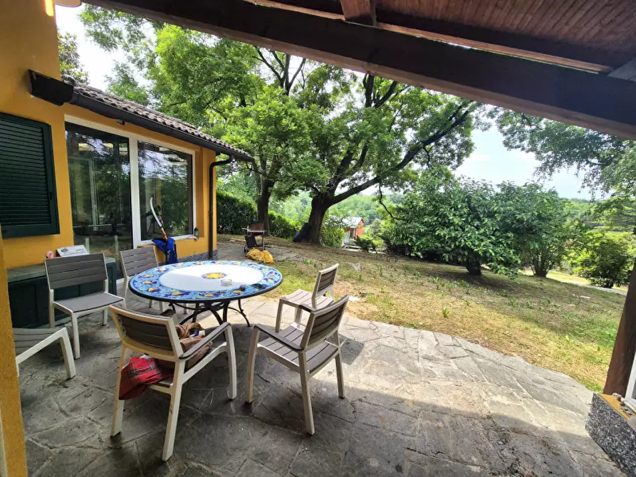 Immagine 13 di Villa in vendita  in Via Cordona 5 a Agrate Conturbia