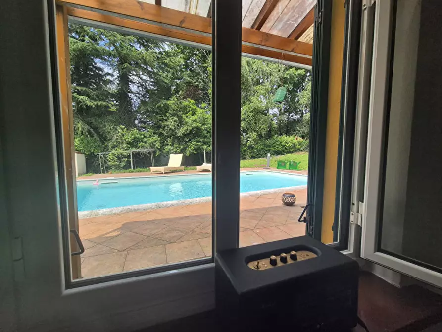 Immagine 17 di Villa in vendita  in Via Cordona 5 a Agrate Conturbia