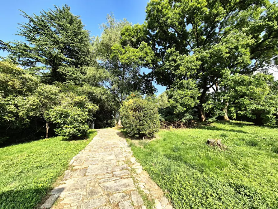 Immagine 27 di Villa in vendita  in Via Cordona 5 a Agrate Conturbia