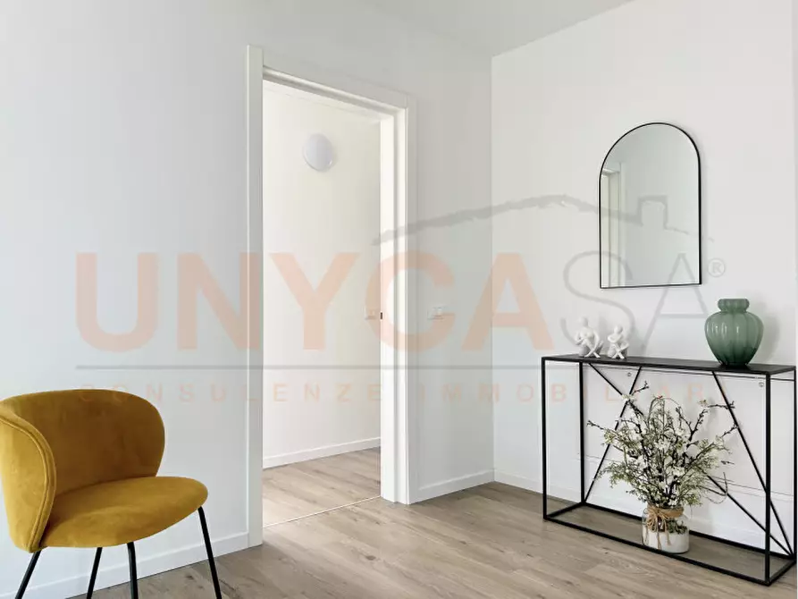 Immagine 19 di Attività commerciale in vendita  in Via Andrea Mantegna a Tombolo