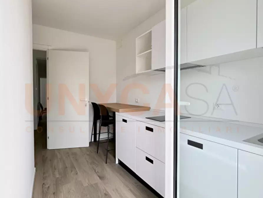 Immagine 23 di Attività commerciale in vendita  in Via Andrea Mantegna a Tombolo