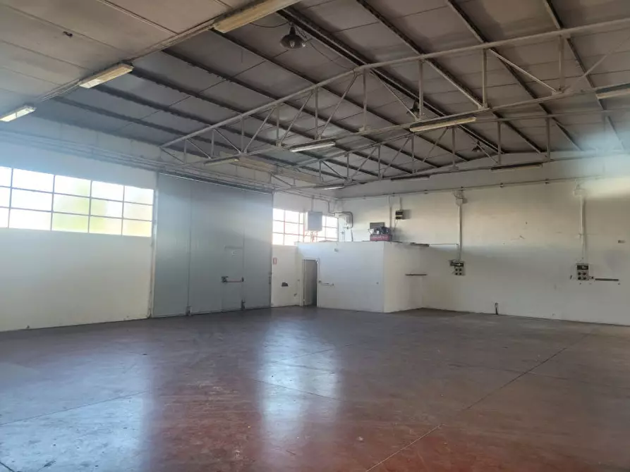 Immagine 2 di Capannone industriale in affitto  a Fiorano Modenese