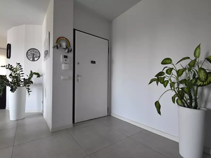 Immagine 3 di Appartamento in vendita  in Via Verona 22 a Sommacampagna