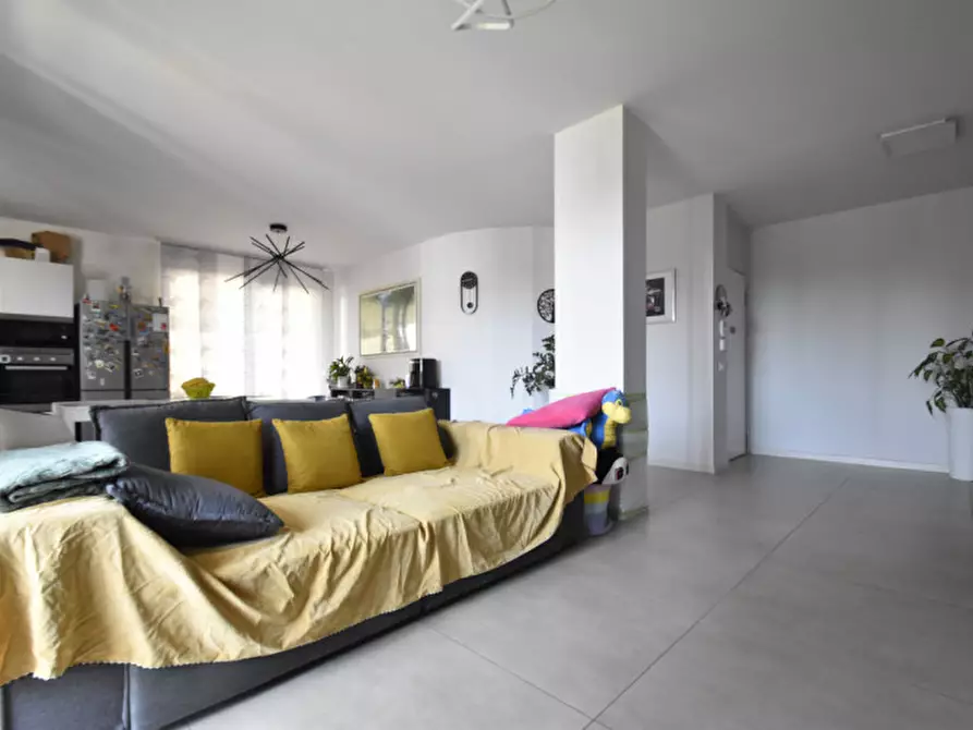 Immagine 6 di Appartamento in vendita  in Via Verona 22 a Sommacampagna