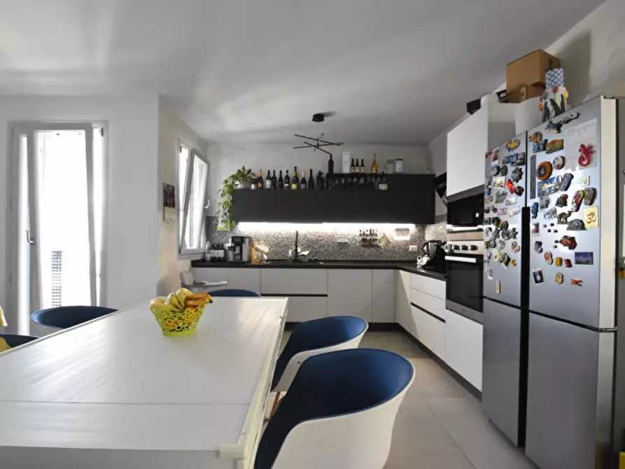 Immagine 10 di Appartamento in vendita  in Via Verona 22 a Sommacampagna