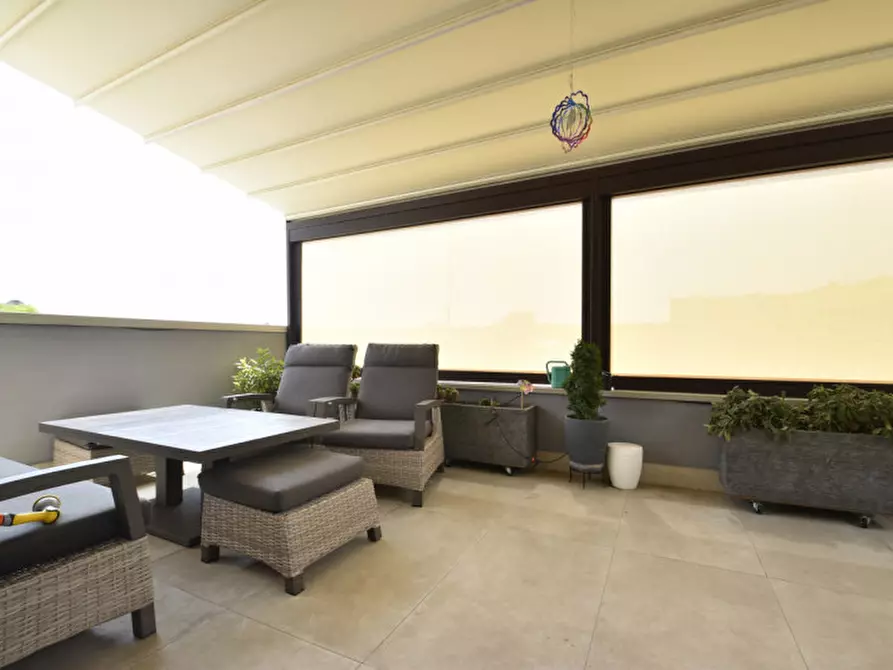 Immagine 14 di Appartamento in vendita  in Via Verona 22 a Sommacampagna