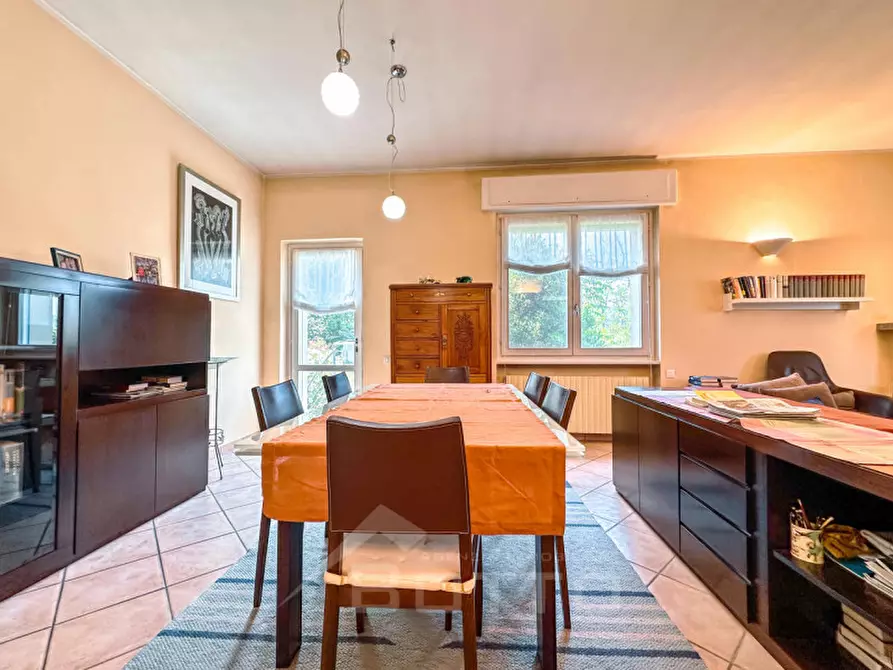 Immagine 6 di Villa in vendita  in Frazione Casareggio a Monleale