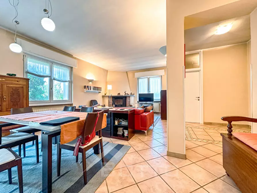 Immagine 10 di Villa in vendita  in Frazione Casareggio a Monleale