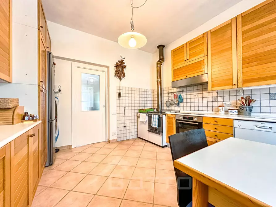 Immagine 11 di Villa in vendita  in Frazione Casareggio a Monleale