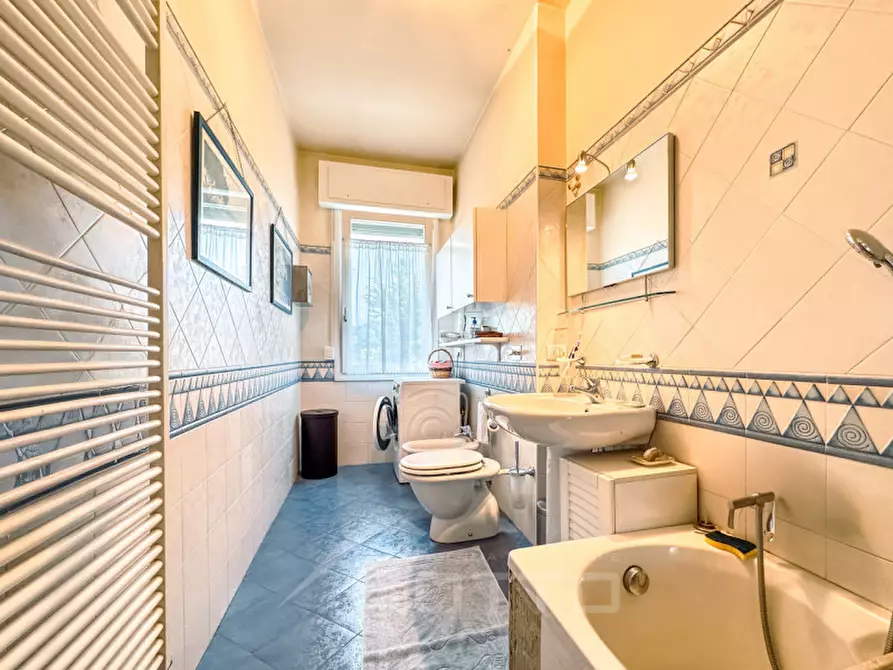 Immagine 23 di Villa in vendita  in Frazione Casareggio a Monleale