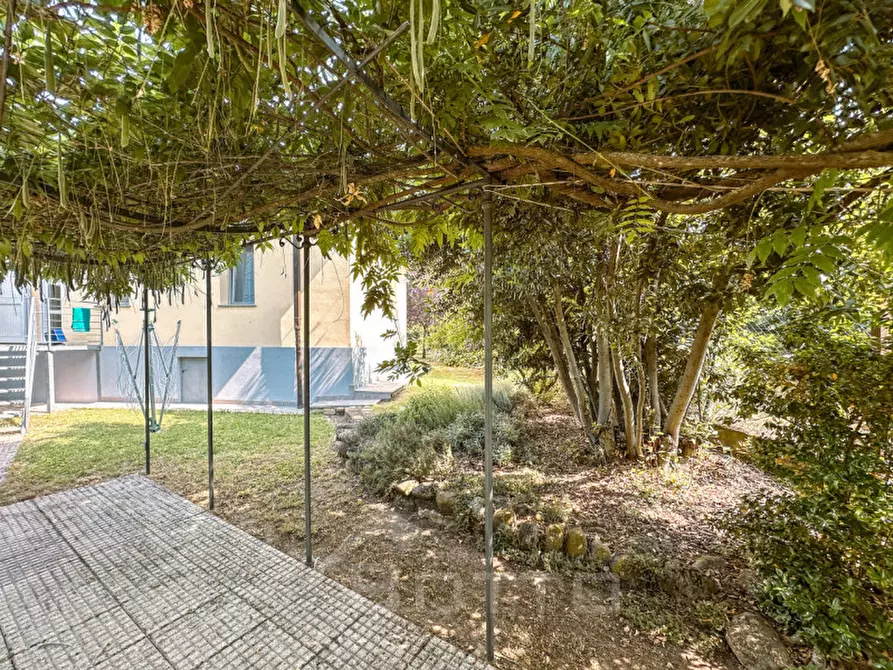 Immagine 39 di Villa in vendita  in Frazione Casareggio a Monleale