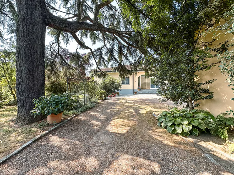 Immagine 42 di Villa in vendita  in Frazione Casareggio a Monleale