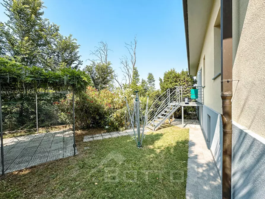 Immagine 44 di Villa in vendita  in Frazione Casareggio a Monleale