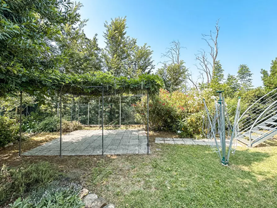 Immagine 45 di Villa in vendita  in Frazione Casareggio a Monleale